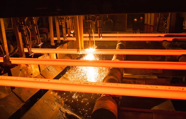 production of steel and heavy metals in an electric furnace in production