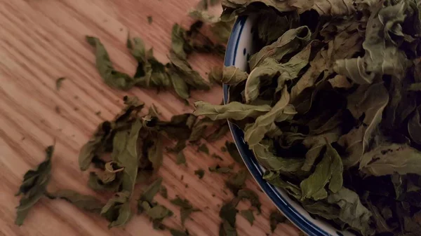 Estas Hojas Menta Secas Están Listas Para Usarse Preparación Comida — Foto de Stock