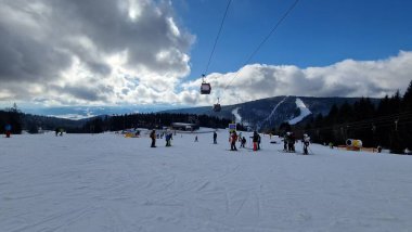 Hochficht kayak alanı Avusturya 'daki kayak pistinden kış manzarası