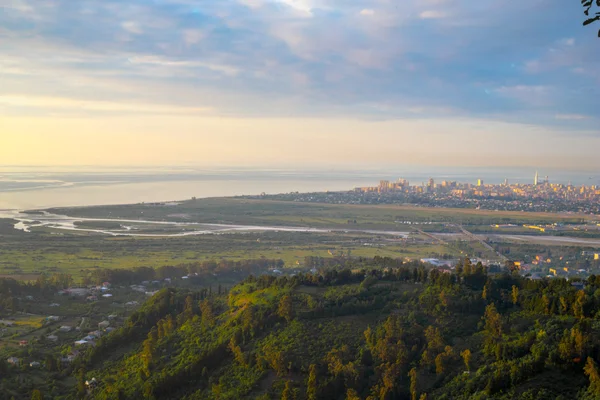 Doğa ve yaşam Gürcistan'ın güzel manzaralarını