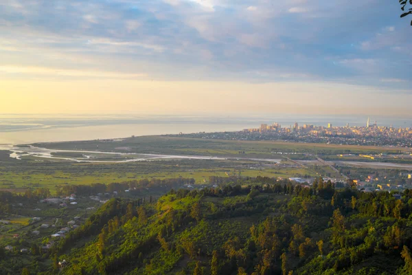 Doğa ve yaşam Gürcistan'ın güzel manzaralarını