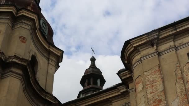 Images - Monastère Bernardin (XVIIIe siècle, Hvizdets, Ukraine )