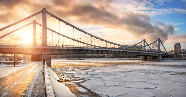 Bridge-hammock in Moscow — Stock Photo, Image