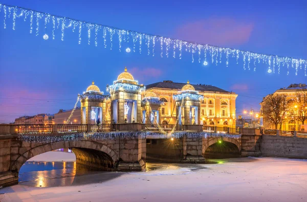 Fontanka Nehri Üzerindeki Lomonosov Köprüsü Petersburg Gökyüzündeki Yeni Yıl Süslemeleri — Stok fotoğraf