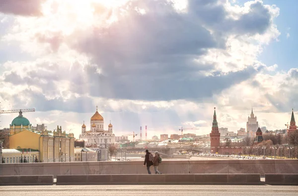 Церква Георгія Ендові Дерев Яні Клумби Москві Весняний Сонячний День — стокове фото