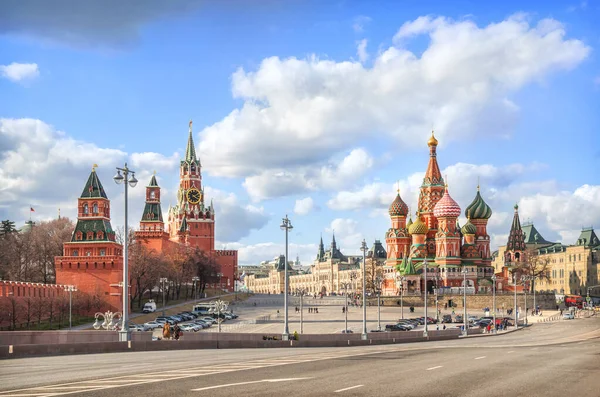 Eglise George Endova Parterres Fleurs Bois Moscou Par Une Journée — Photo