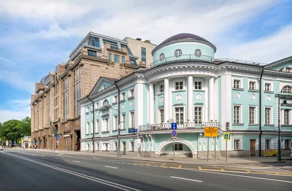 Budova Šeremetěvova Sídla Ulici Vozdvizhenka Moskvě Letního Slunečného Dne Titulek — Stock fotografie