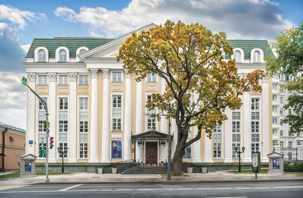 Vishnevskaya Opera Singing Center on Ostozhenka Street in Mosco