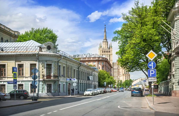 Vue Tour Sur Place Koudrinskaïa Rue Povarskaïa Moscou Par Une — Photo
