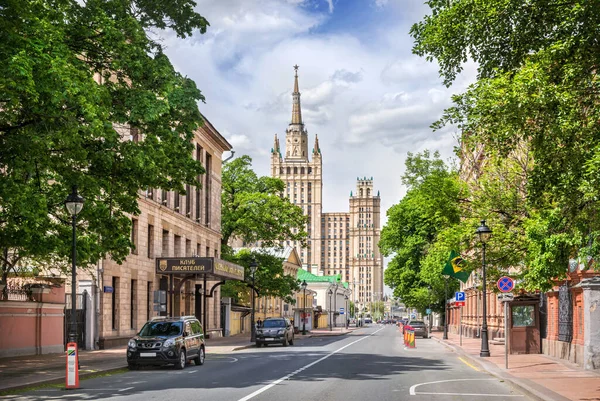 Casa Central Escritores Calle Bolshaya Nikitskaya Rascacielos Moscú Día Soleado — Foto de Stock