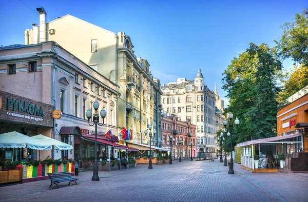 Domy Kavárny Lucerny Arbatu Moskvě Letního Rána — Stock fotografie