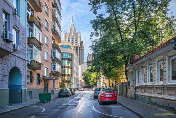 Вид Высотное Здание Министерства Иностранных Дел Переулка Ситцева Вражек Москве — стоковое фото