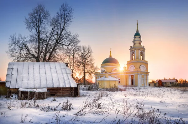 Жовтий храм — стокове фото