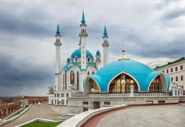 KUL Sharif onder de wolk — Stockfoto