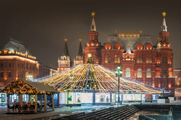 Різдво яскравими наметами — стокове фото