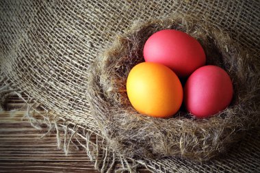 boyalı Paskalya yumurtaları