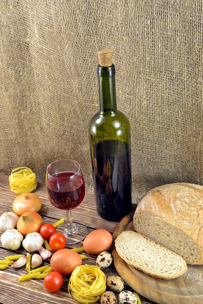 Vinho e comida — Fotografia de Stock