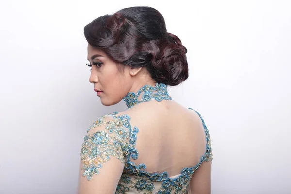 发型印支女子婚礼传统 头发婚礼传统的印度尼西亚式 — 图库照片
