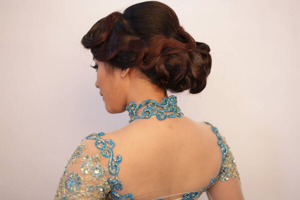 портрет indonesia женщина красота с использованием Кебая моды традиционных. Портрет женщины из Индонезии