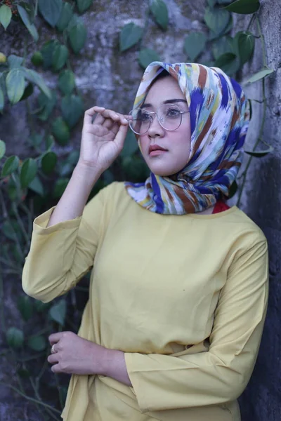 Malaysisk Kvinna Hijab Skönhet Park Eller Utomhus Asiatisk Kvinna Hijab — Stockfoto