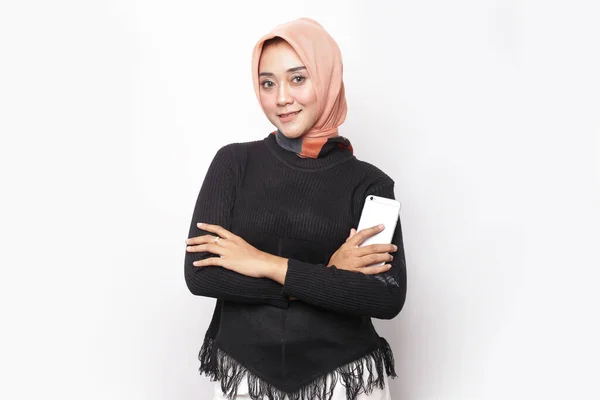 Hijab Asiatisk Kvinna Som Använder Mobiltelefon Muselman Flicka Med Hijab — Stockfoto