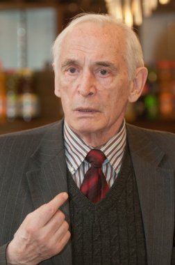  Ünlü Sovyet oyuncu Vasili Lanovoy portresi