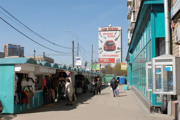 Shopping stalls near "Sokol", MOSCOW, RUSSIA — Stock Photo, Image