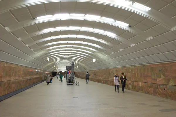 Estación del metro de Moscú "Skhodnenskaya", MOSCOW, RUSIA — Foto de Stock