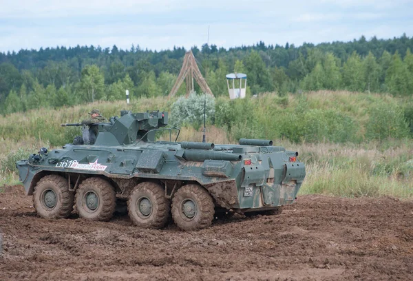 Militära Ground Alabino Moscow Oblast Ryssland Aug 2017 Btr 82A — Stockfoto