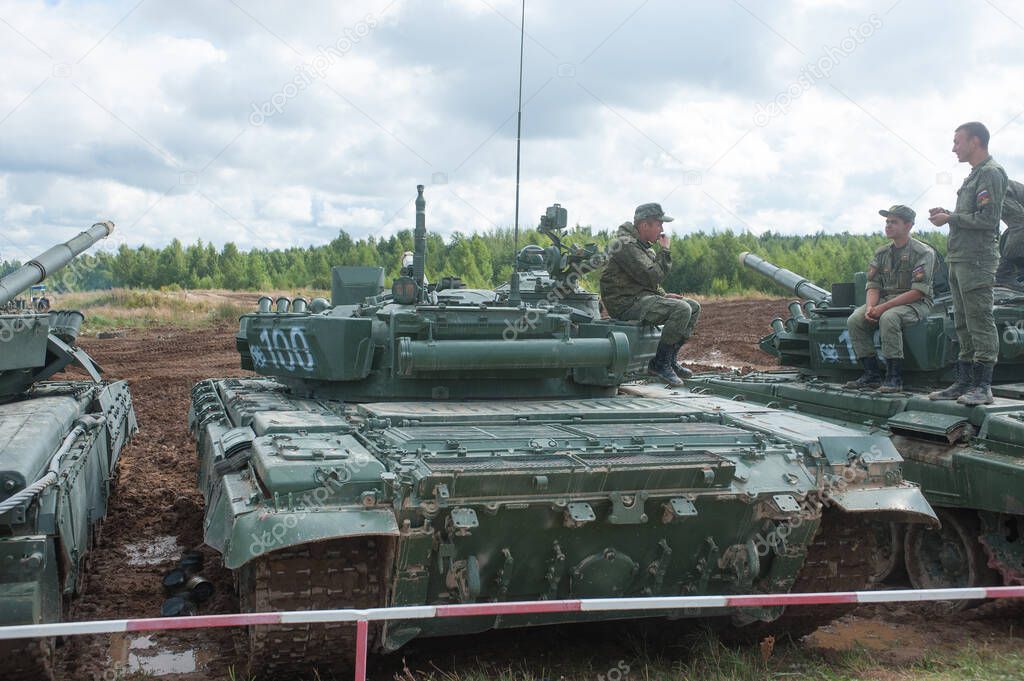 Military Ground Alabino Moscow Oblast Russia Aug 24 17 Russian Main Tanks T 72b3 With Tankmans Are At The Site Alabino The International Military Technical Forum Army 17 Larastock Military Ground Alabino Moscow Oblast Russia Aug 24 17 Russian Main Tanks T 72b3 With Tankmans Are At The Site Alabino The International Military Technical Forum Army 17 Larastock
