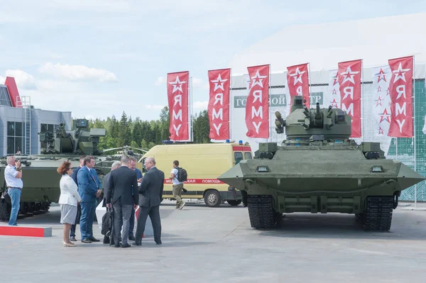 Alabino Moscow Oblast Russia Czerwca 2019 Rosyjski Czołg Pancerny Uniwersalną — Zdjęcie stockowe