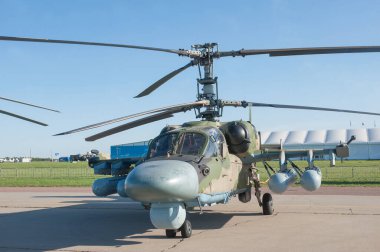 Zhukovsky, RUSSIA - 28 Ağustos 2019: Rus askeri helikopteri Kamov Ka-52 