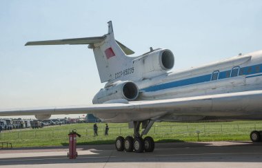 Zhukovsky, RUSSIA -29 Ağustos 2019: Sovyet Tupolev Tu-155 uçakları SSCB-85035 uçuş laboratuarı Tu-154 baz alınarak MAKS hava gösterisinde kriyojenik yakıt motorlarını araştırmak için üretildi.