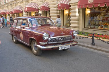 Araba volga gaz-22 retro ralli gorkyclassic, sakız, Moskova, önden görünüm