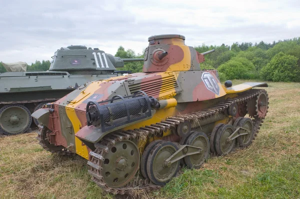 Den 3: e internationella forum "motorer krig" japanska retro tank 2-världskriget, "ha-go", bakifrån — Stockfoto