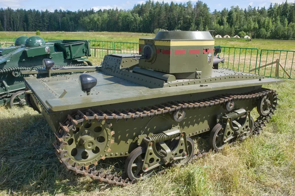 Das 3. internationale Forum "Motorenkrieg", sowjetischer leichter amphibischer Panzer t-38 — Stockfoto