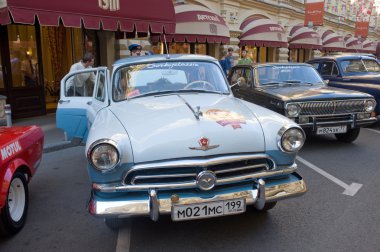 retro Sovyet retro iki ton araba 