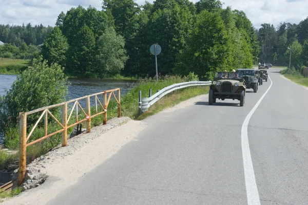 Soviet military retro GAZ-67 highway, 3rd international meeting "Motors of war" near the city Chernogolovka — Stock Photo, Image