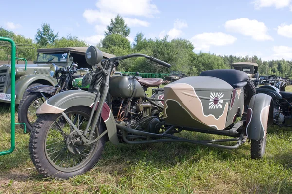 Japanese old military Rikuo motorcycle Type 97 (a copy of the Harley-Davidson) at the 3rd international meeting of "Motors of war" near the city Chernogolovka, front view — Stock Photo, Image