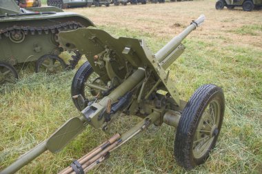 Sovyet 45 mm top, arka görüş, 3 Uluslararası Toplantı 