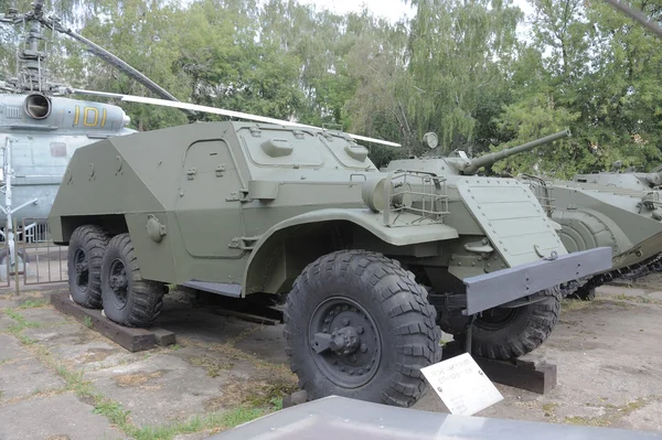 BTR-152 soviético en el Museo de las Fuerzas Armadas Centrales, Moscú — Foto de Stock