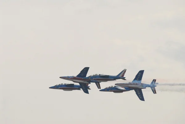 The jets of the French aerobatic team "Patrouille de France" at MAKS-2007 — Stock Photo, Image