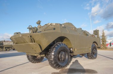 Sovyetler zırhlı keşif devriye aracı Brdm-2 parkta 