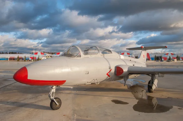 Aero L-29 Delfin training combat Czechoslovak aircraft parked at Patriot Park — Stock Photo, Image