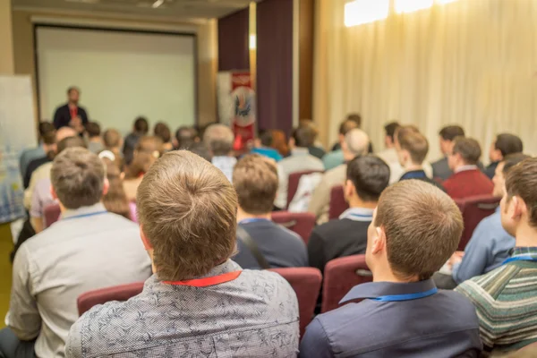 Reunión en una sala de conferencias . — Foto de Stock