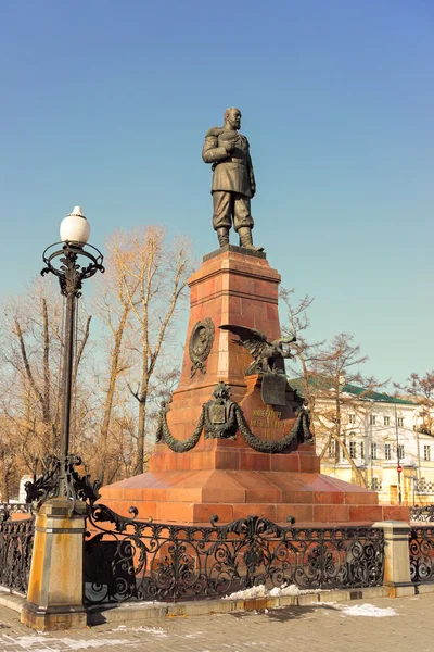 IRKUTSK, RUSSIA - FEBRUARY 16,2016: Monument to Emperor Alexander III in Irkutsk Russia. It was opened in 1908. Inscription means "To Emperor Alexander III" — Stock Photo, Image