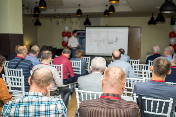 Möte i en konferenssal. — Stockfoto