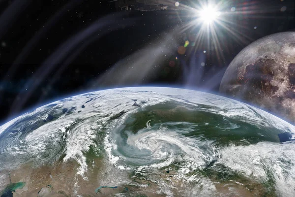 ハリケーンの間に巨大な月を持つ宇宙からの地球 Nasaによって提供されたこの画像の要素 — ストック写真