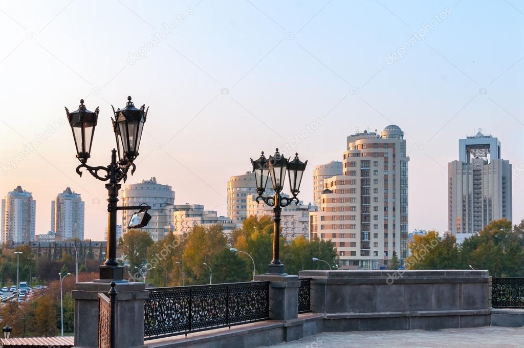 Yekaterinburg town throw the street lights in the evening