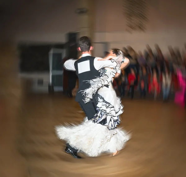 Couple Ballroom Dancers Danse Valse Vue arriere — Photo